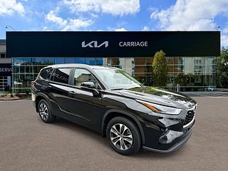 Thumbnail - 2023 Toyota Highlander