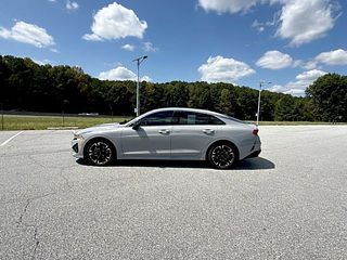 Thumbnail - 2022 Kia K5