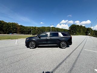 Thumbnail - 2024 Kia Carnival