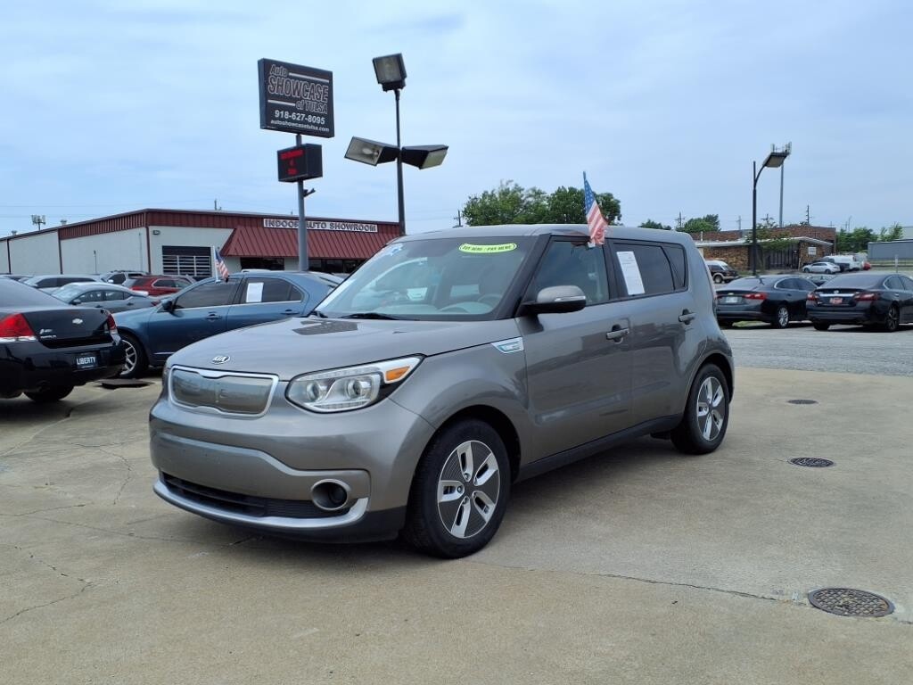 2017 Kia Soul EV's photo