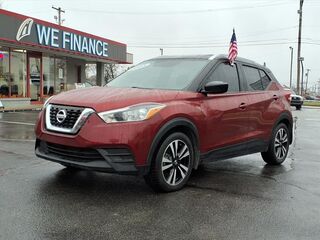 Thumbnail - 2018 Nissan Kicks
