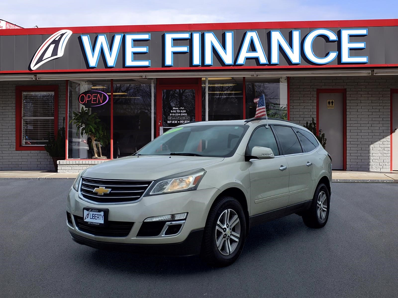 2017 Chevrolet Traverse LT