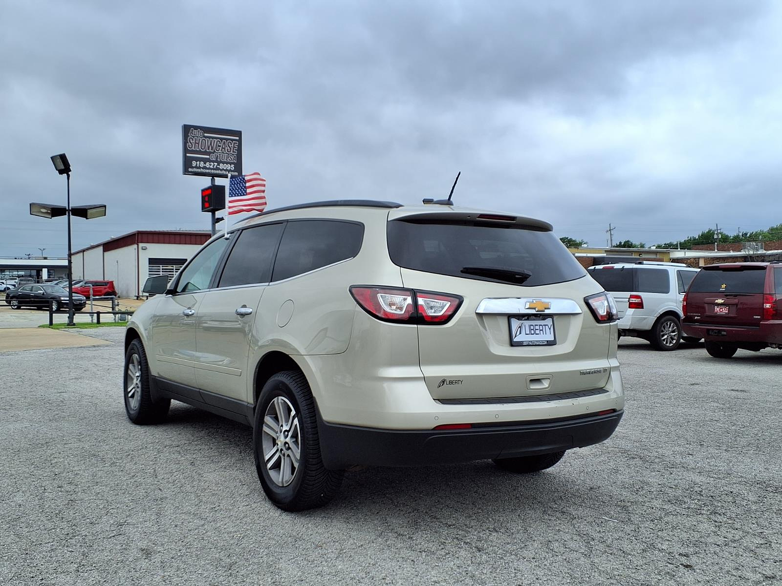2017 Chevrolet Traverse LT