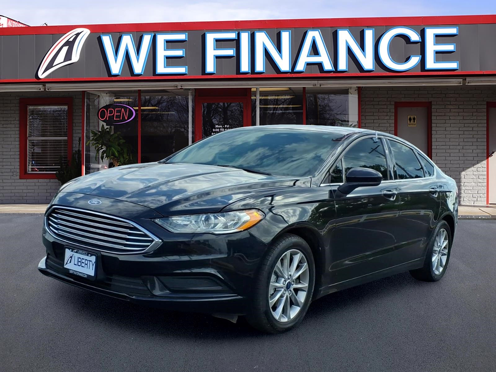 2017 Ford Fusion SE