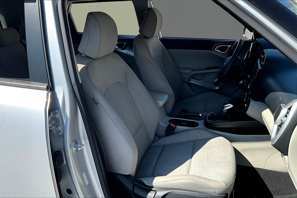 2020 Kia Soul S - Photo 7