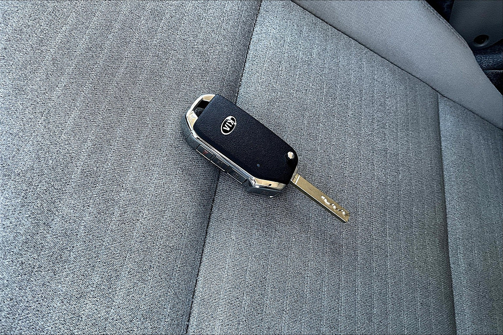 2020 Kia Soul S - Photo 11