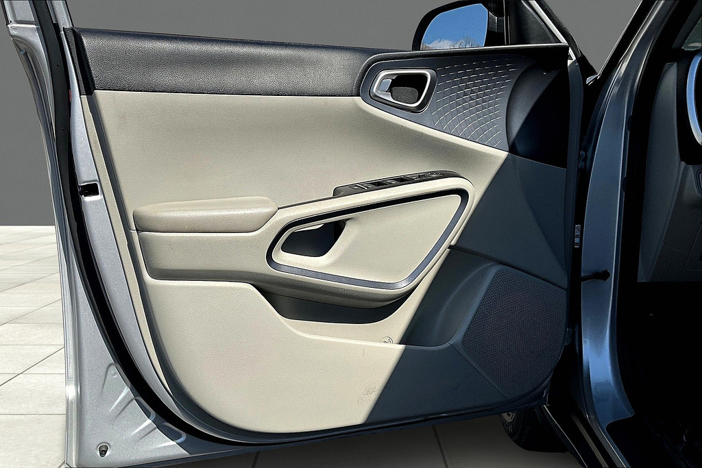2020 Kia Soul S - Photo 23