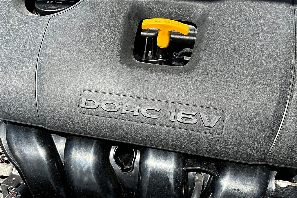 2019 Hyundai ELANTRA Located at Cole Auto Outlet slide-image