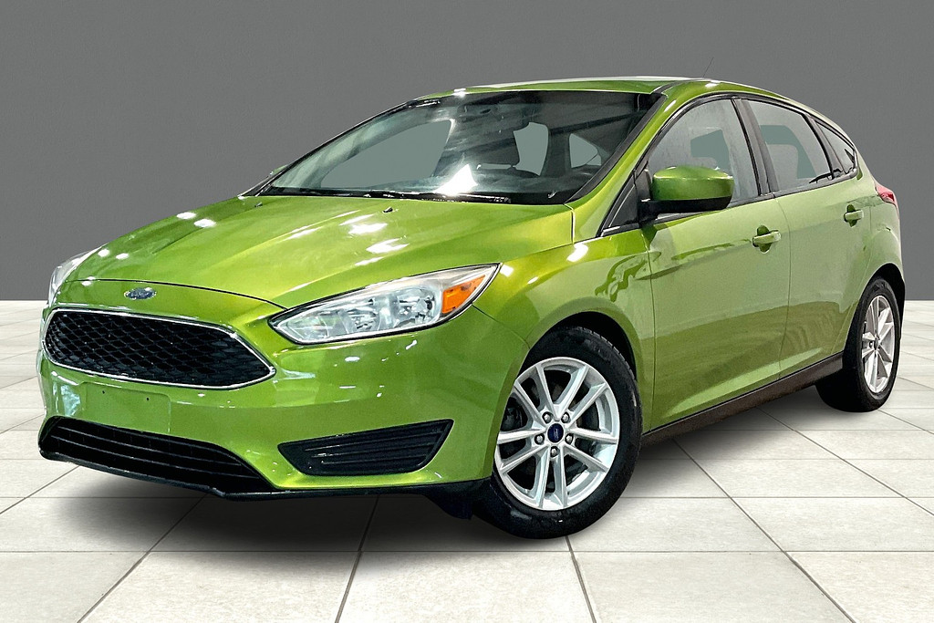 2018 Ford FOCUS Located at Cole Auto Outlet light-box-slides