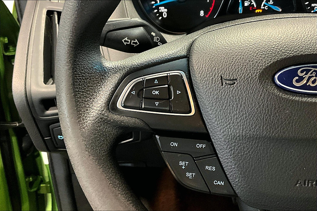 2018 Ford FOCUS Located at Cole Auto Outlet light-box-slides