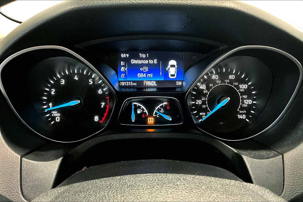 2018 Ford FOCUS Located at Cole Auto Outlet light-box-slides