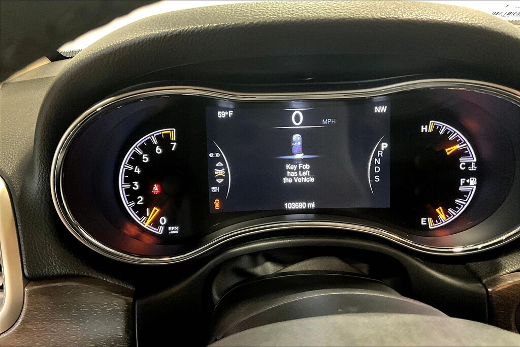 2014 Jeep GRAND CHEROKEE Located at Cole Auto Outlet slide-image