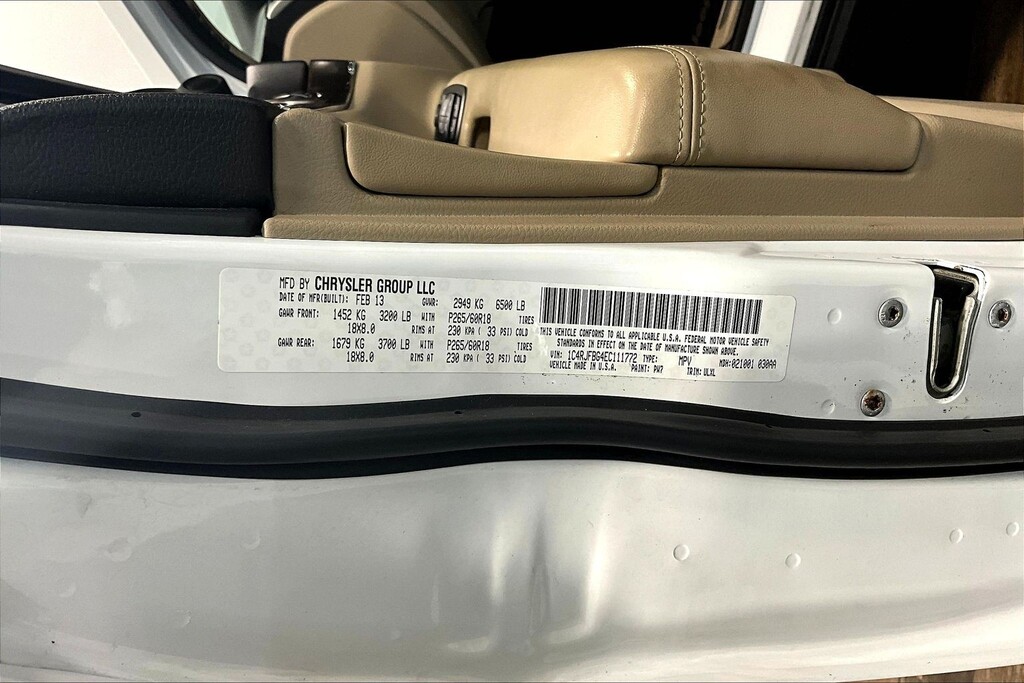 2014 Jeep GRAND CHEROKEE Located at Cole Auto Outlet slide-image