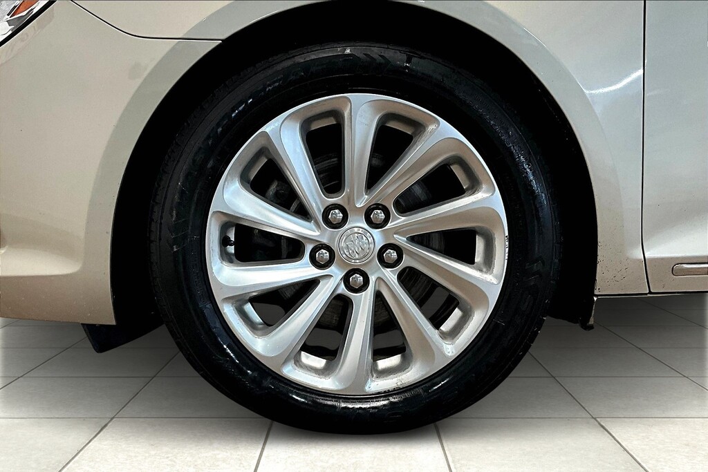 2015 Buick LACROSSE Located at Cole Auto Outlet light-box-slides