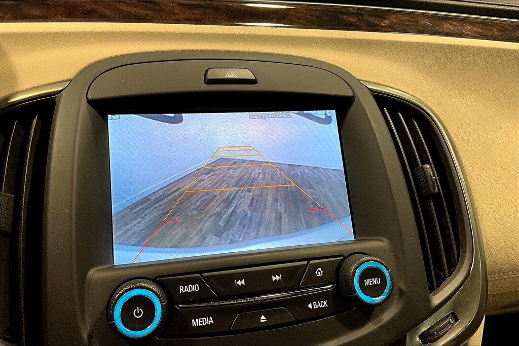 2015 Buick LACROSSE Located at Cole Auto Outlet light-box-slides