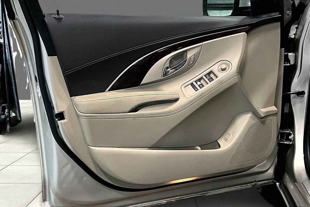 2015 Buick LACROSSE Located at Cole Auto Outlet slide-image