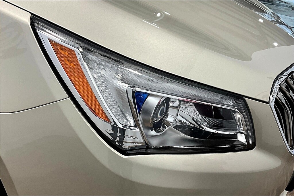 2015 Buick LACROSSE Located at Cole Auto Outlet light-box-slides