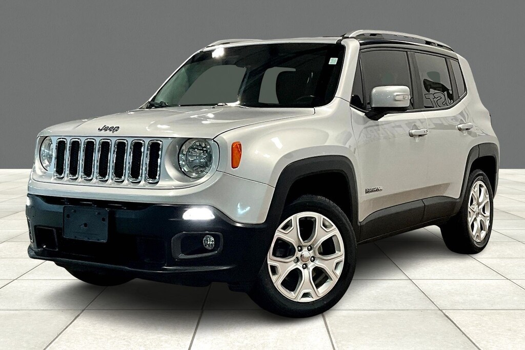 2017 Jeep RENEGADE Located at Cole Auto Outlet light-box-slides