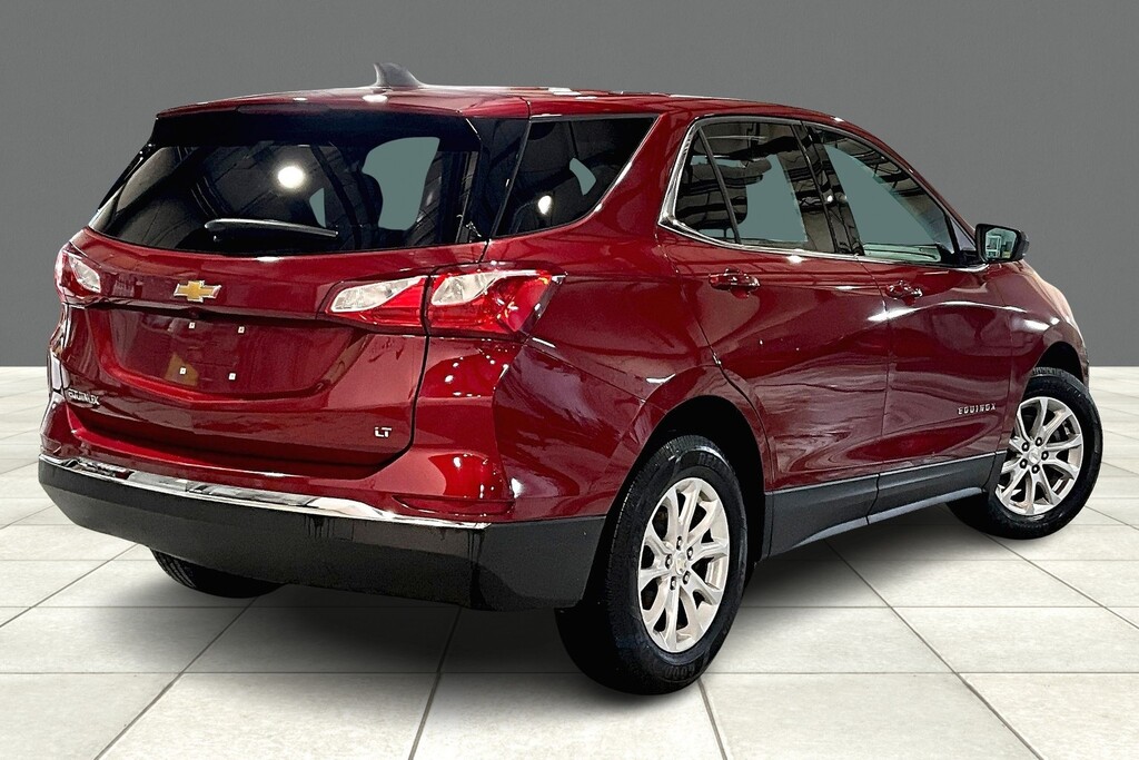 2019 Chevrolet EQUINOX Located at Cole Auto Outlet light-box-slides