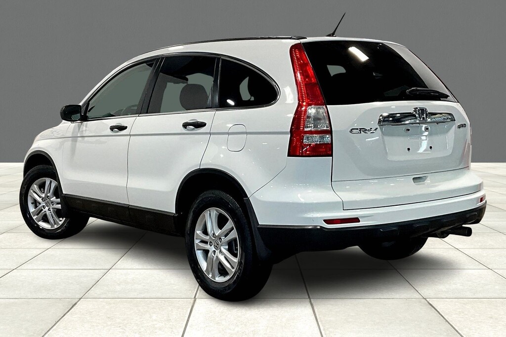 2011 Honda CRV Located at Cole Auto Outlet slide-image