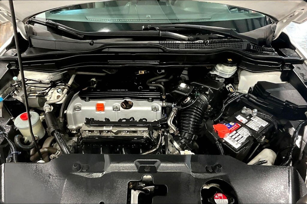 2011 Honda CRV Located at Cole Auto Outlet slide-image