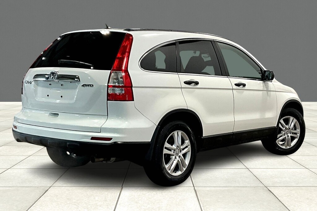 2011 Honda CRV Located at Cole Auto Outlet slide-image
