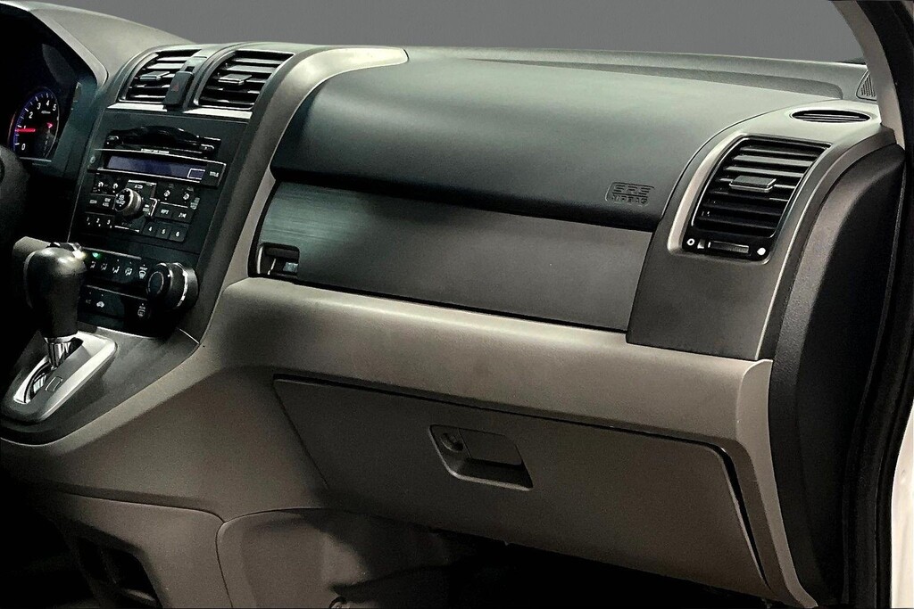 2011 Honda CRV Located at Cole Auto Outlet slide-image