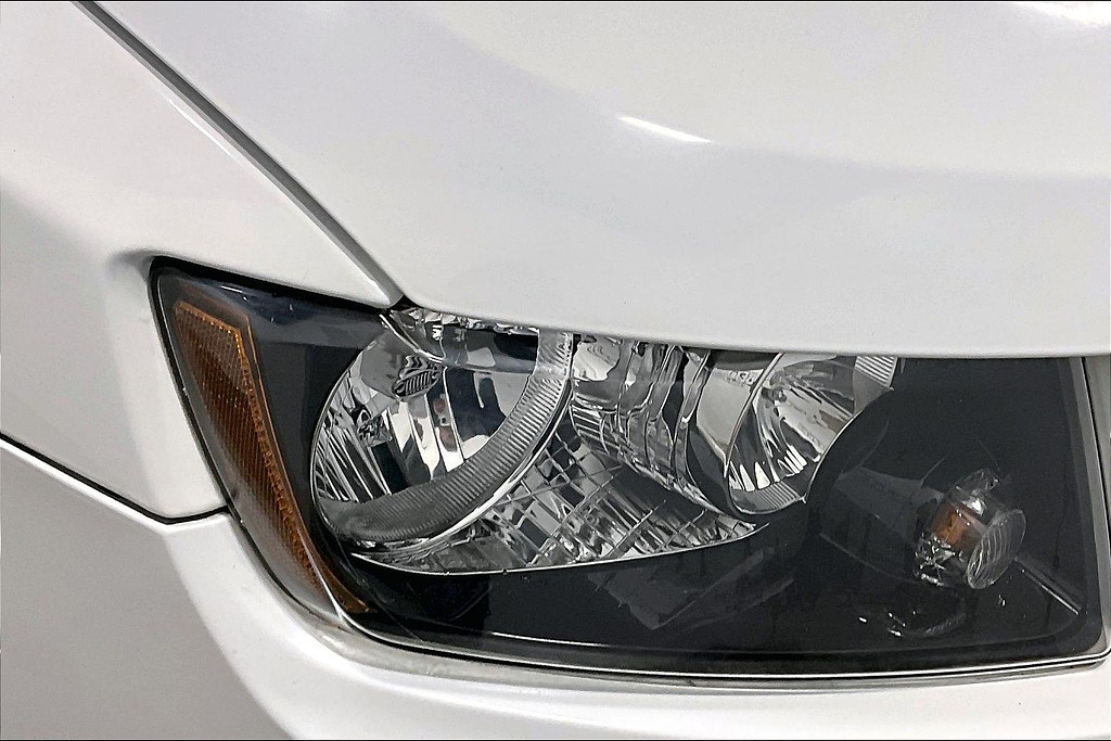 2015 Jeep COMPASS Located at Cole Auto Outlet light-box-slides