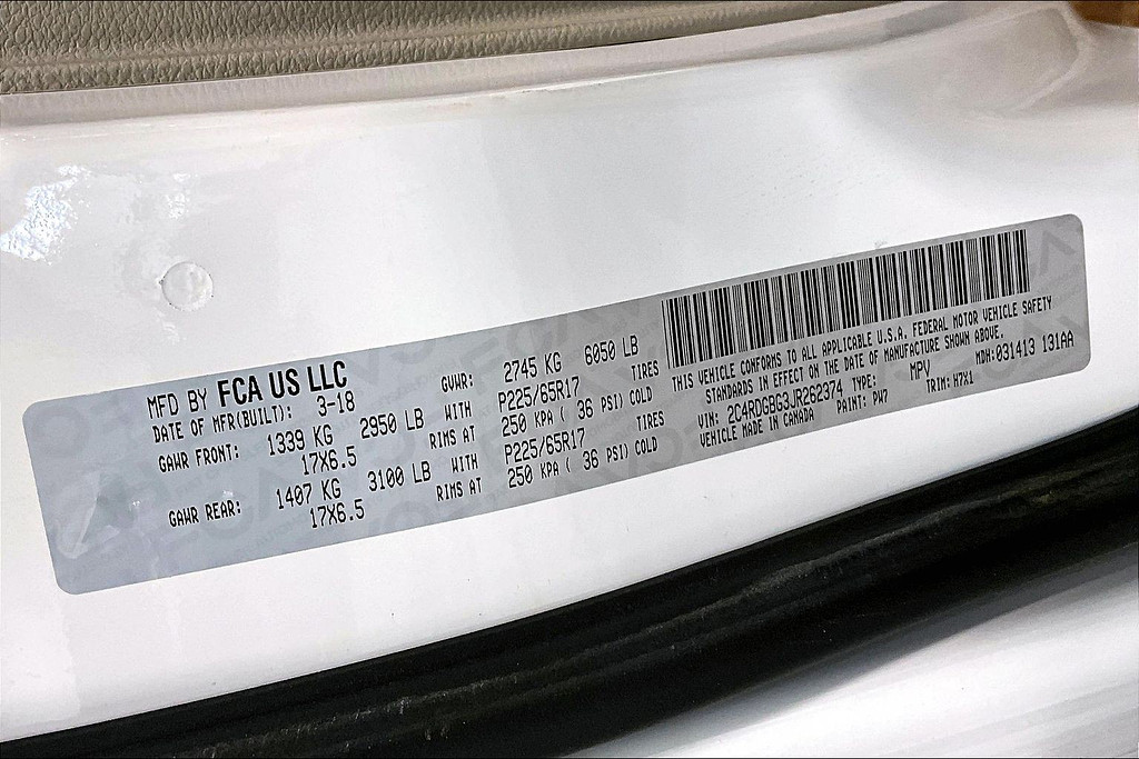 2018 Dodge GRAND CARAVAN Located at Cole Auto Outlet light-box-slides