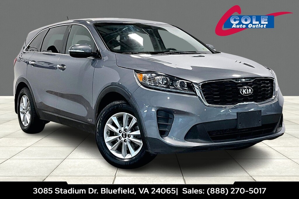 2020 Kia Sorento LX's photo