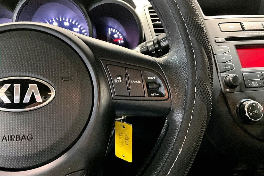 2013 Kia Soul Located at Cole Auto Outlet slide-image
