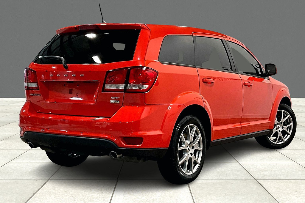 2018 Dodge JOURNEY Located at Cole Auto Outlet slide-image