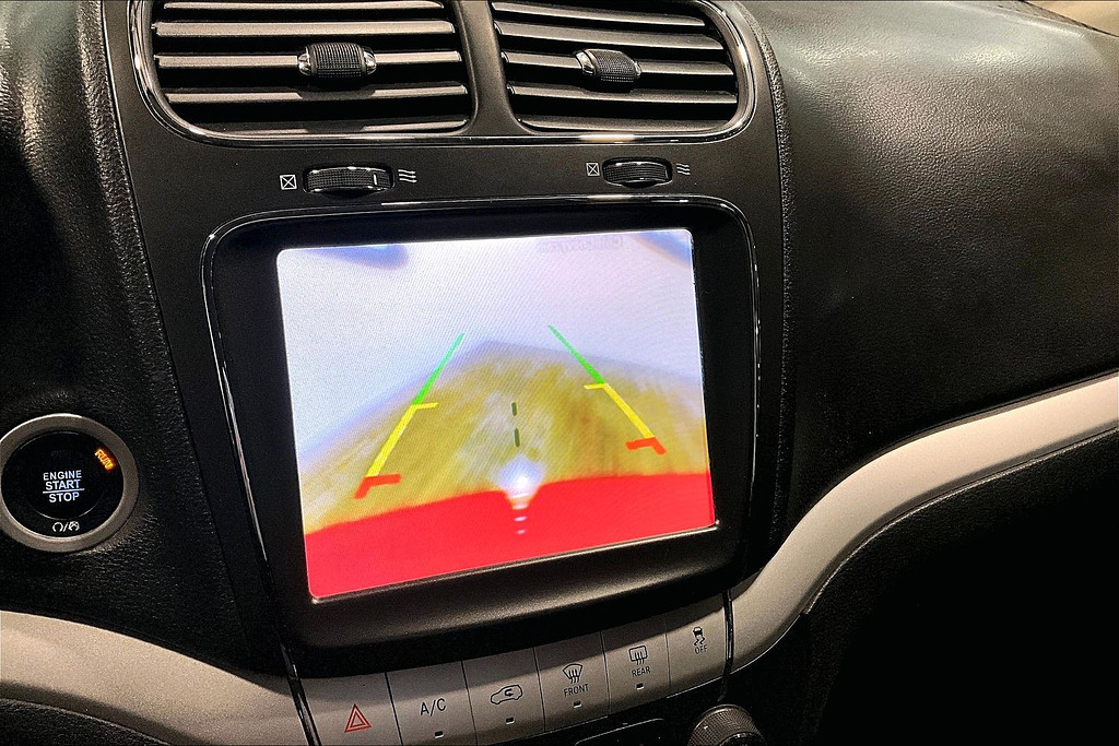 2018 Dodge JOURNEY Located at Cole Auto Outlet slide-image