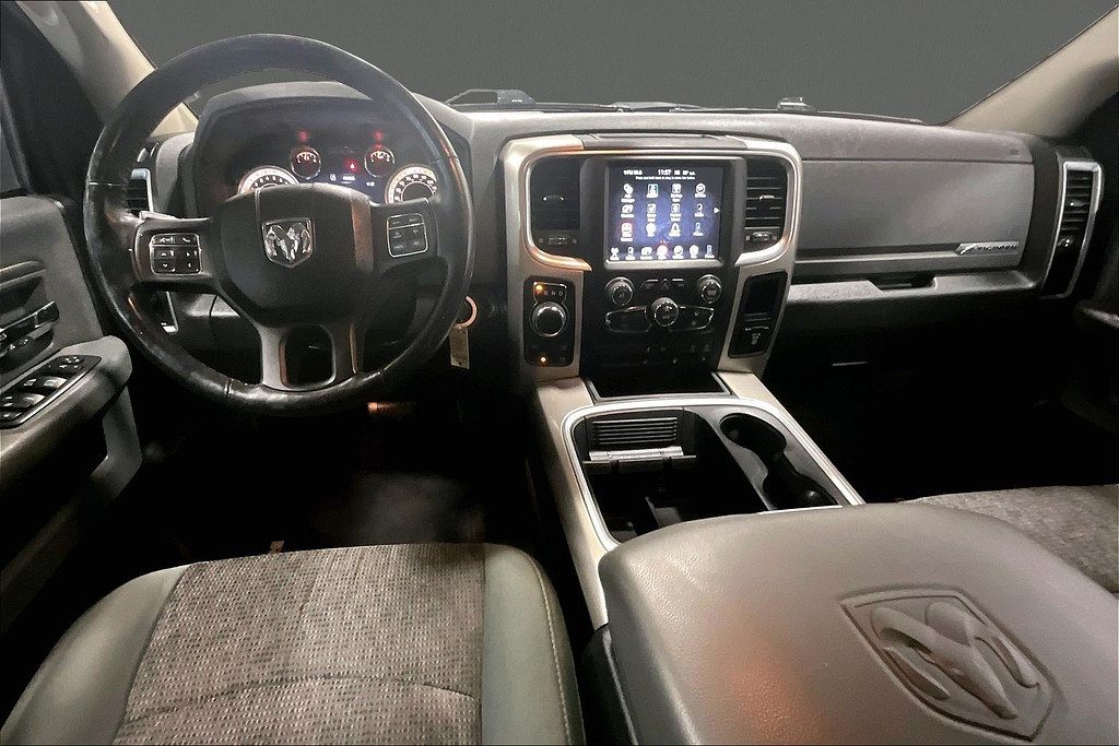 2016 Dodge RAM Located at Cole Auto Outlet light-box-slides