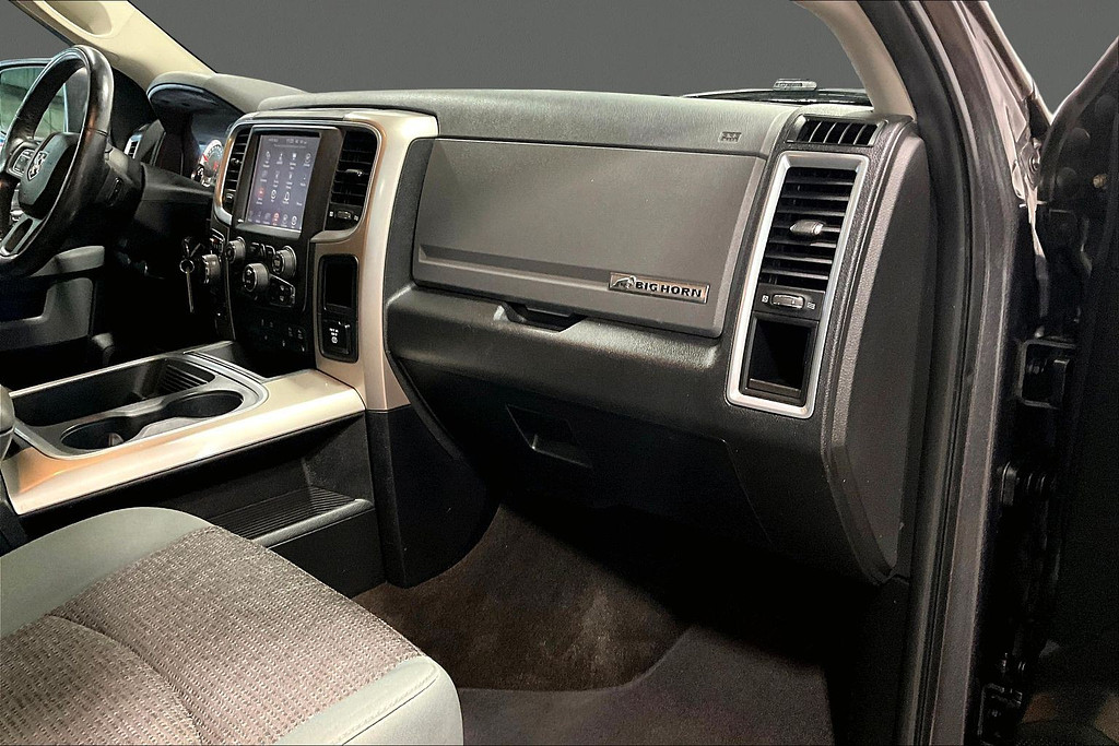 2016 Dodge RAM Located at Cole Auto Outlet light-box-slides