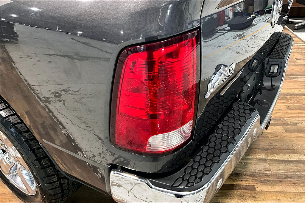 2016 Dodge RAM Located at Cole Auto Outlet light-box-slides