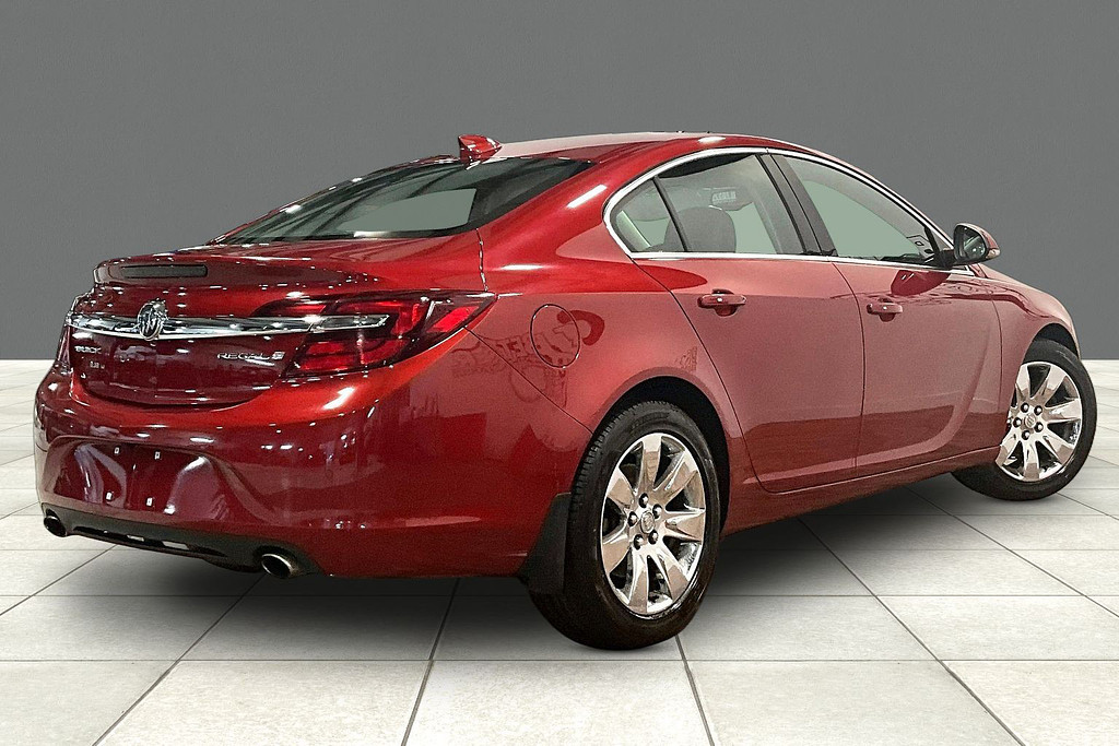 2015 Buick REGAL Located at Cole Auto Outlet light-box-slides