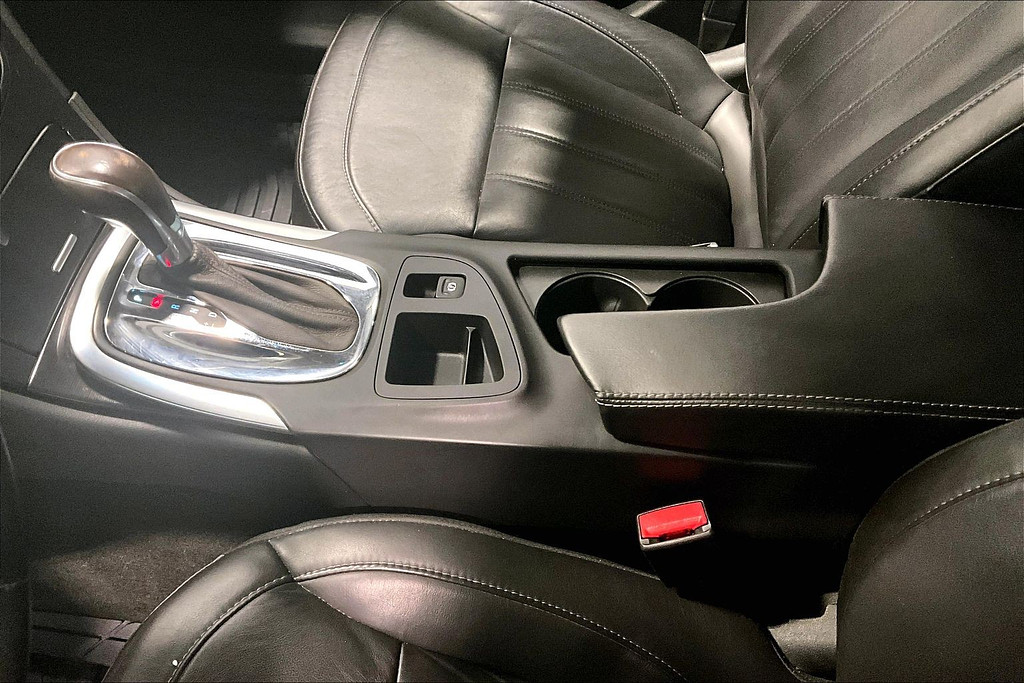 2015 Buick REGAL Located at Cole Auto Outlet light-box-slides