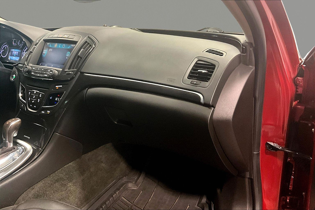 2015 Buick REGAL Located at Cole Auto Outlet light-box-slides