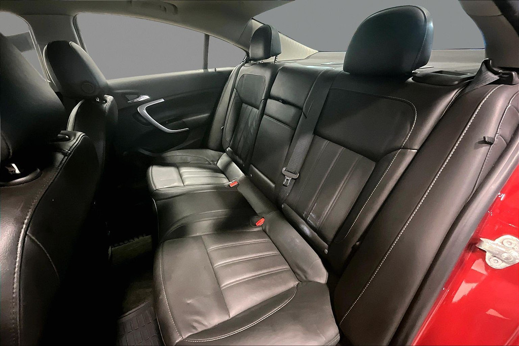 2015 Buick REGAL Located at Cole Auto Outlet light-box-slides