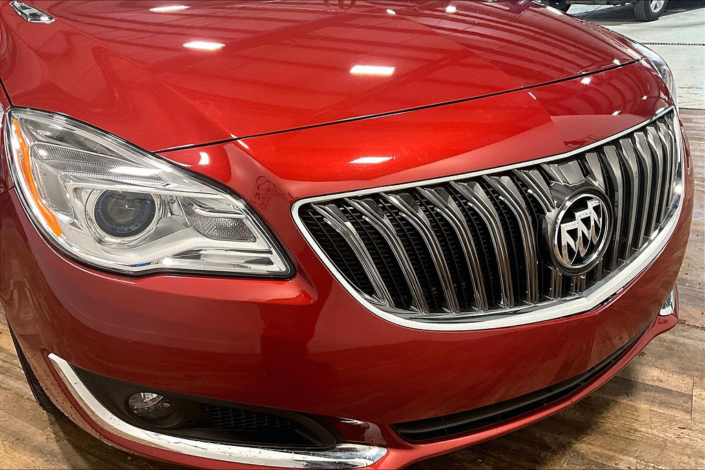 2015 Buick REGAL Located at Cole Auto Outlet light-box-slides