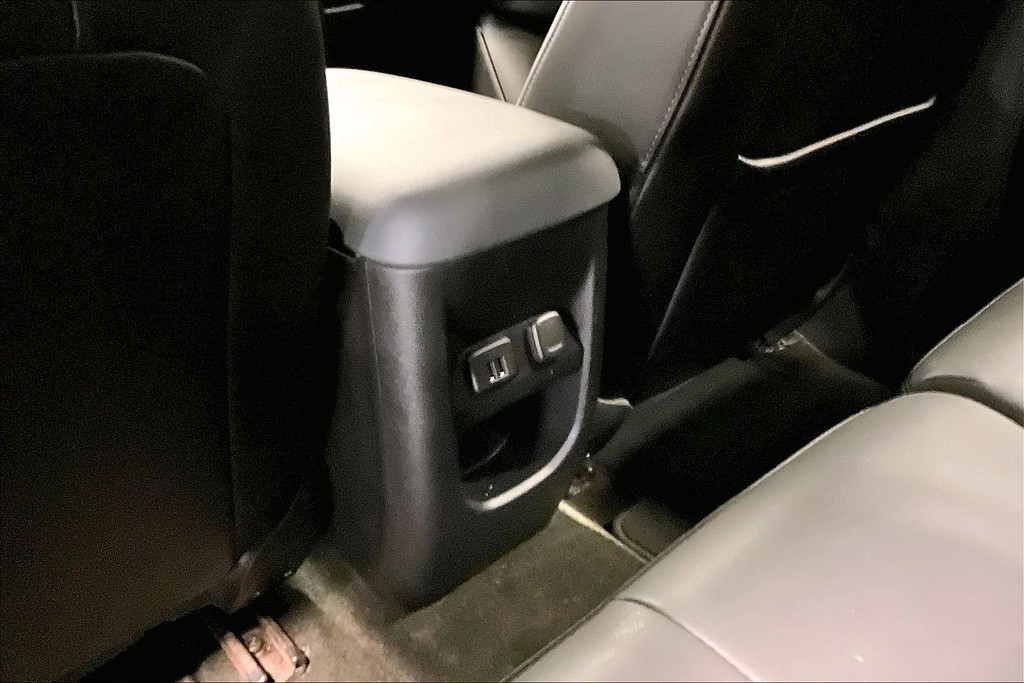 2015 Chevrolet COLORADO Located at Cole Auto Outlet slide-image