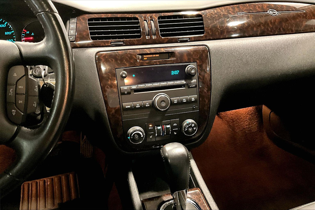 2014 Chevrolet IMPALA Located at Cole Auto Outlet light-box-slides