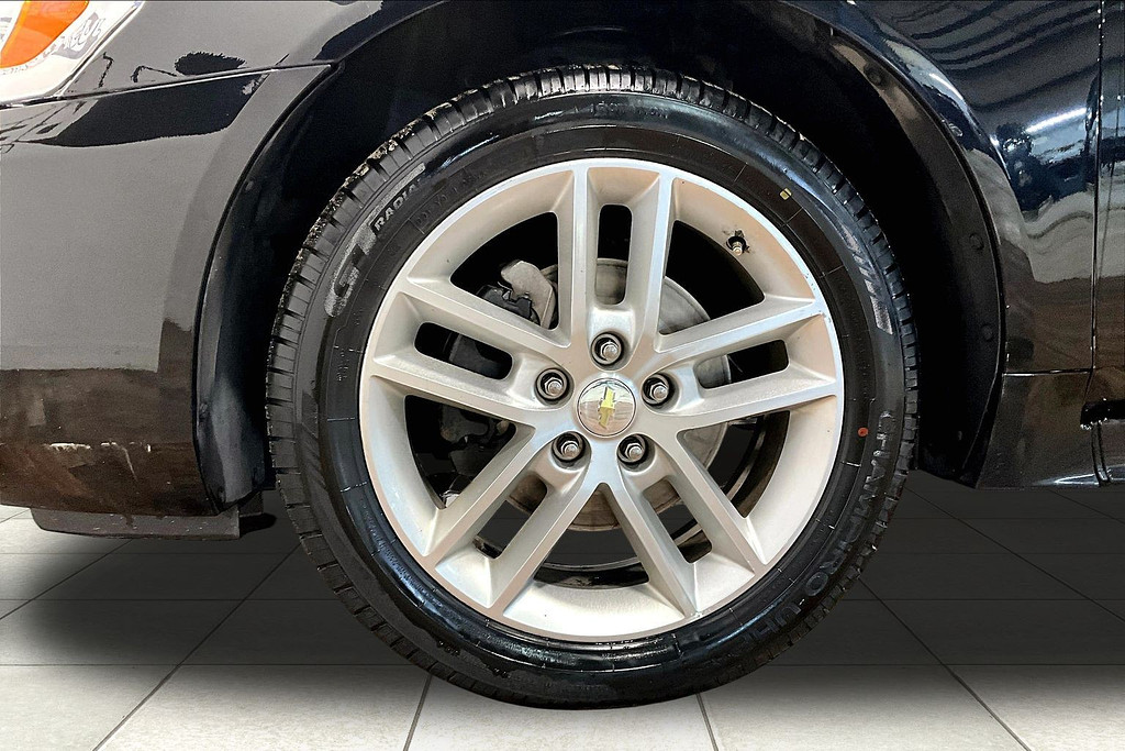 2014 Chevrolet IMPALA Located at Cole Auto Outlet light-box-slides