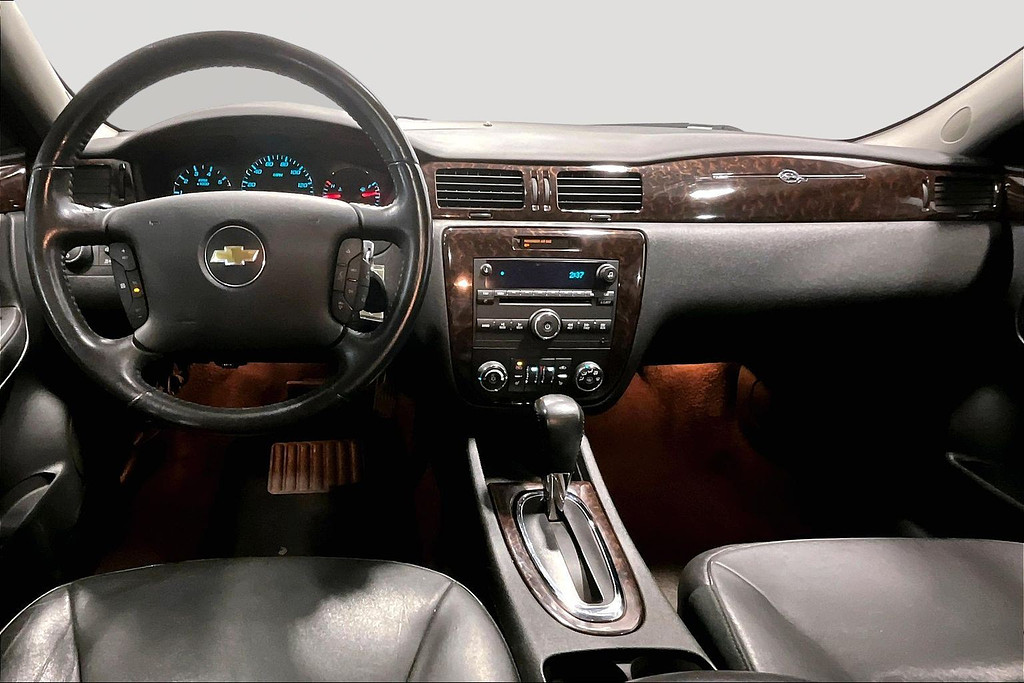2014 Chevrolet IMPALA Located at Cole Auto Outlet slide-image