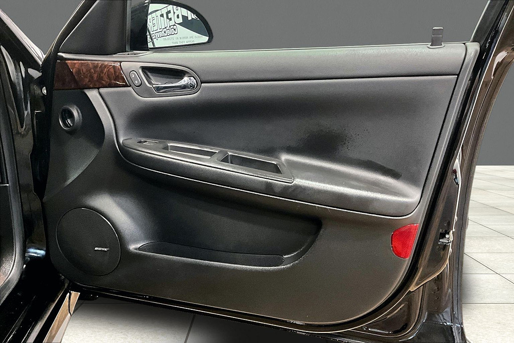 2014 Chevrolet IMPALA Located at Cole Auto Outlet slide-image