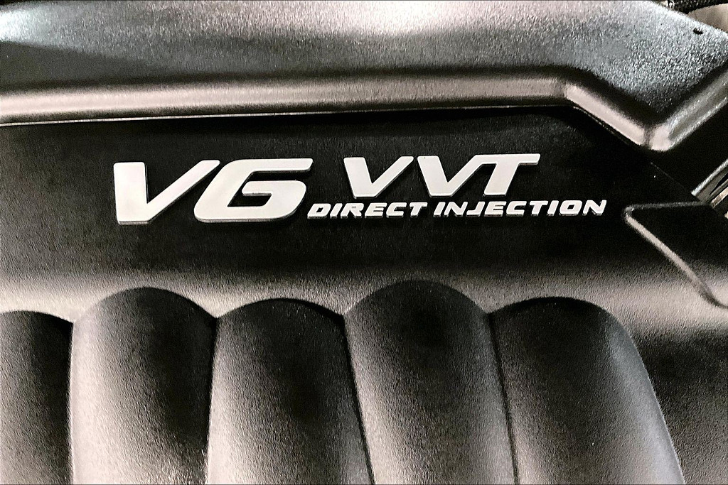 2014 Chevrolet IMPALA Located at Cole Auto Outlet slide-image