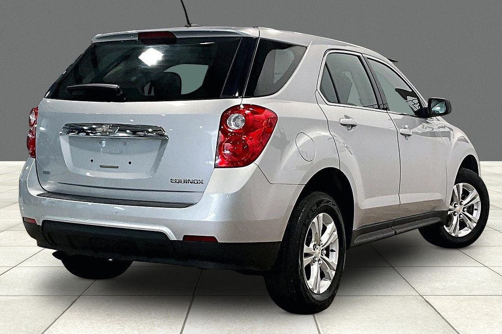 2015 Chevrolet EQUINOX Located at Cole Auto Outlet slide-image