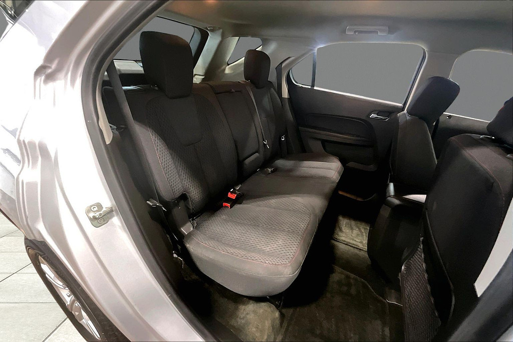 2015 Chevrolet EQUINOX Located at Cole Auto Outlet slide-image