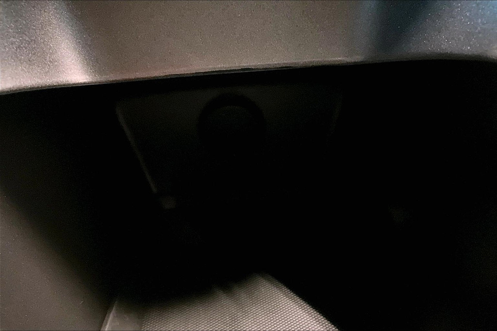 2015 Chevrolet EQUINOX Located at Cole Auto Outlet slide-image